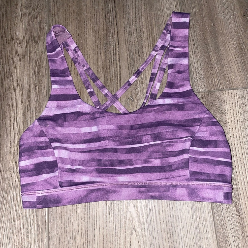 RARE Lululemon Free to Be Serene Sports Bra Size 2